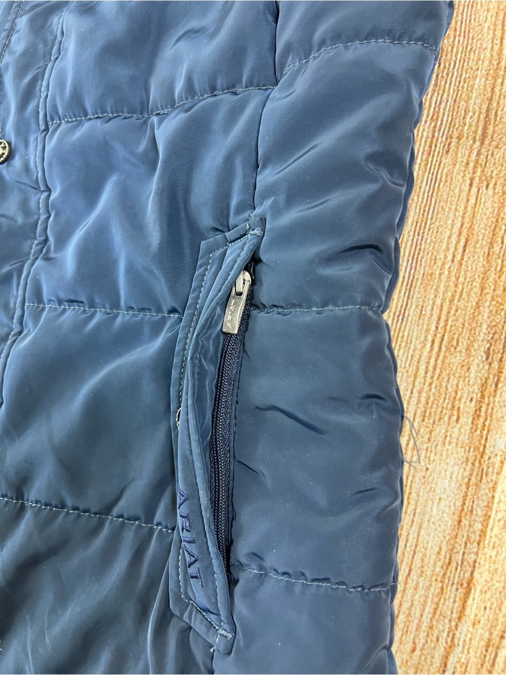 Women’s Ariat Western Blue Brown Full Zip Button Vest Size Small - Picture 6 of 8